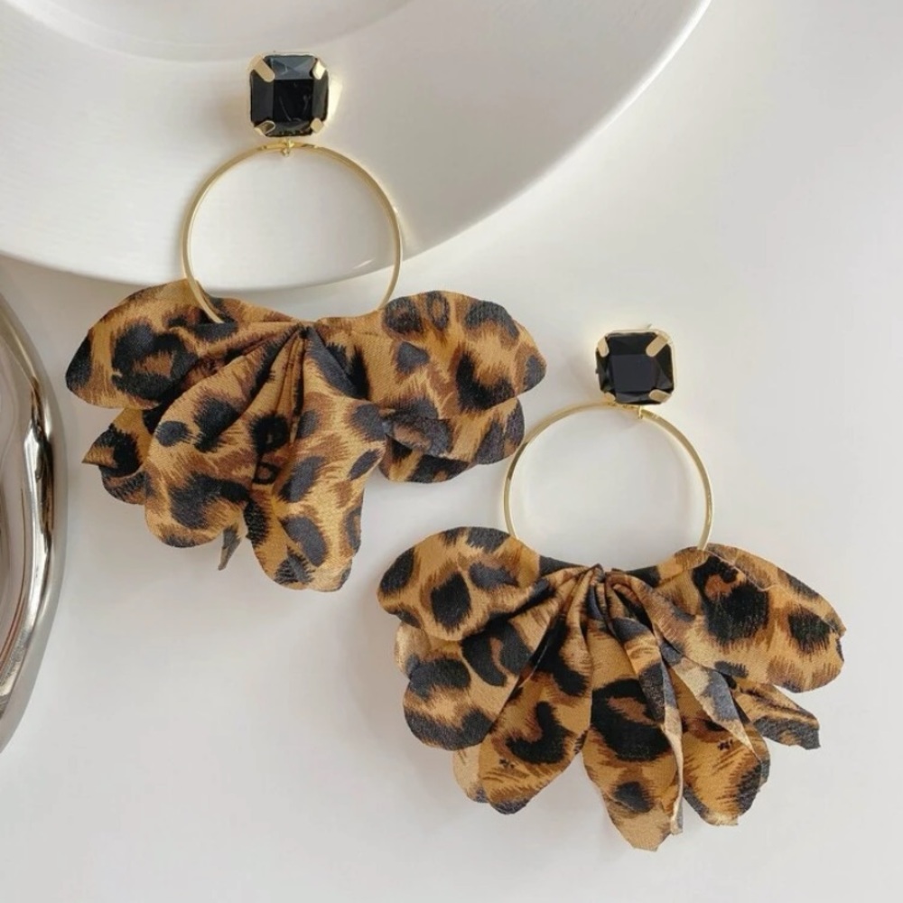 Leopard drop earrings